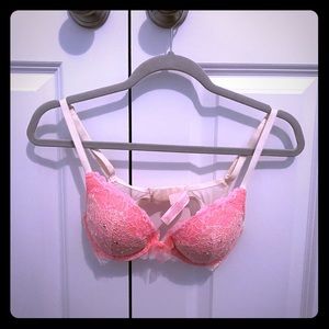 Victoria’s Secret bra